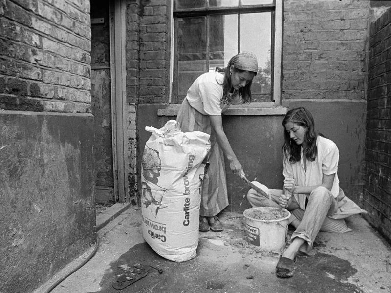 Mixing cement
